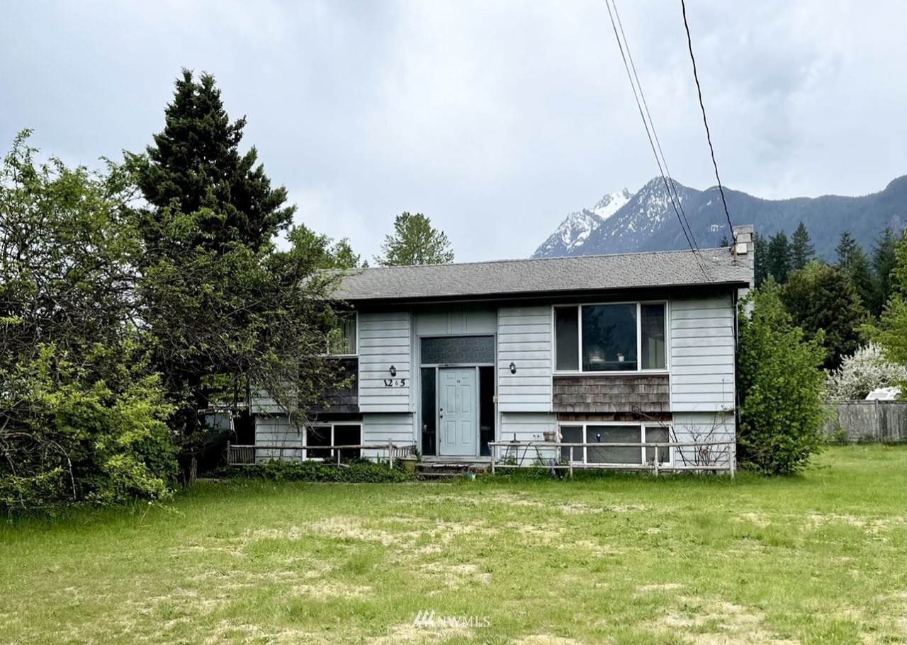 1265 Cascade Street - Photo 1