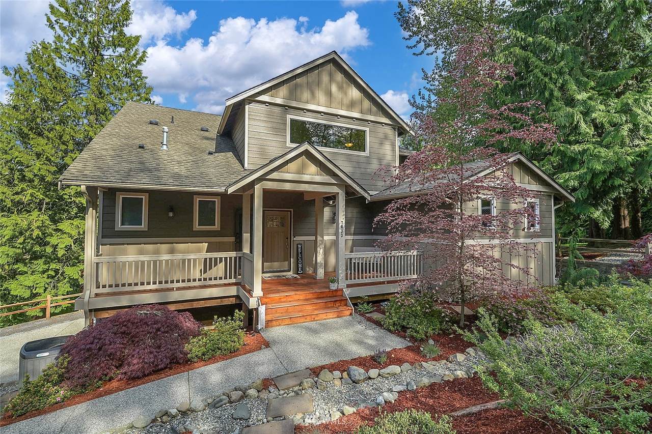 7033 227th Ave Ne - Photo 1