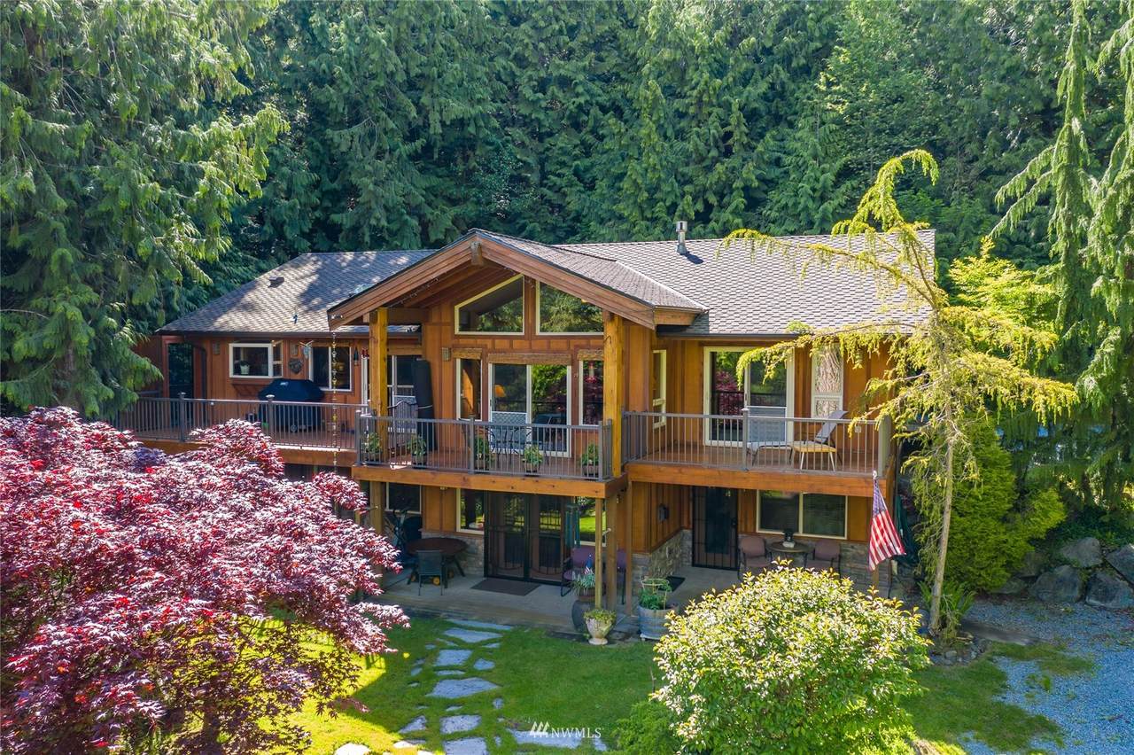 15724 Mountain View Road - Photo 1