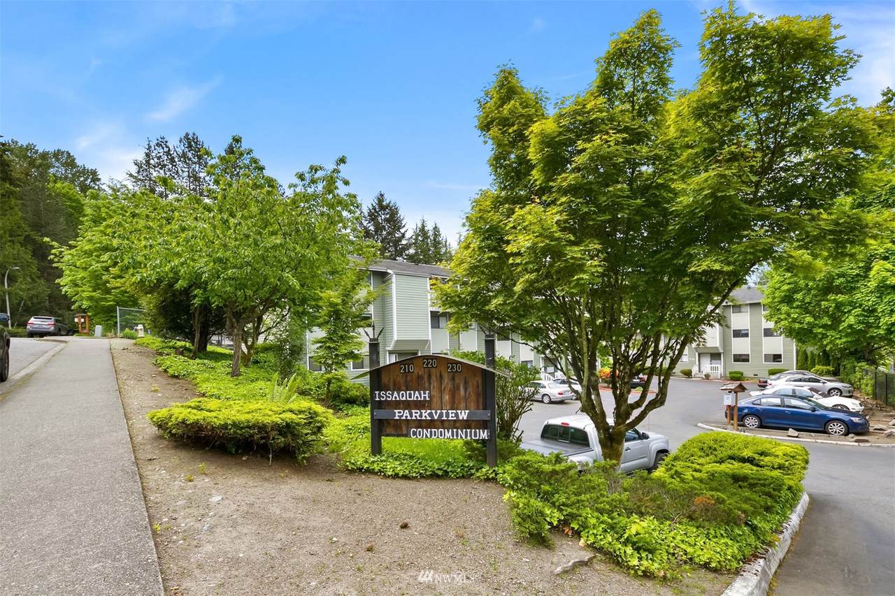 210 Clark Street - Photo 1