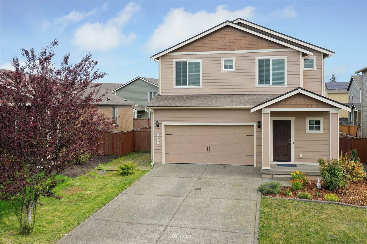 2027 194th Street Ct - Photo 1