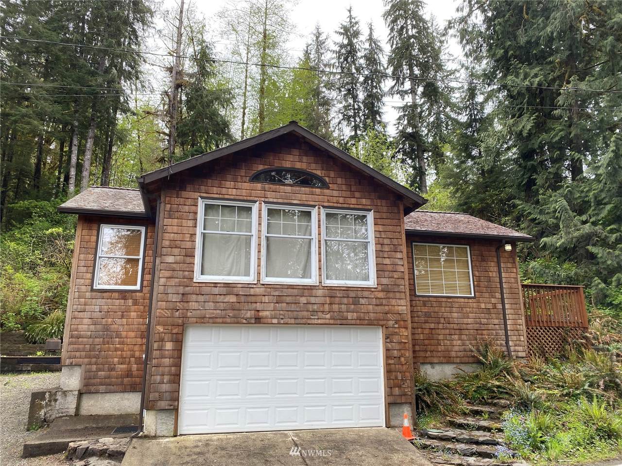386 Shore Road - Photo 1