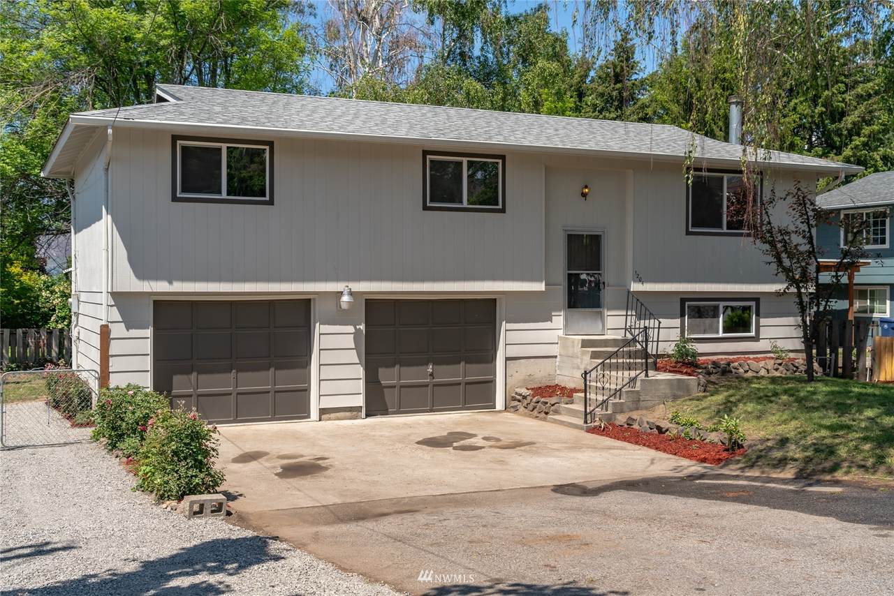 1204 Devon Avenue - Photo 1