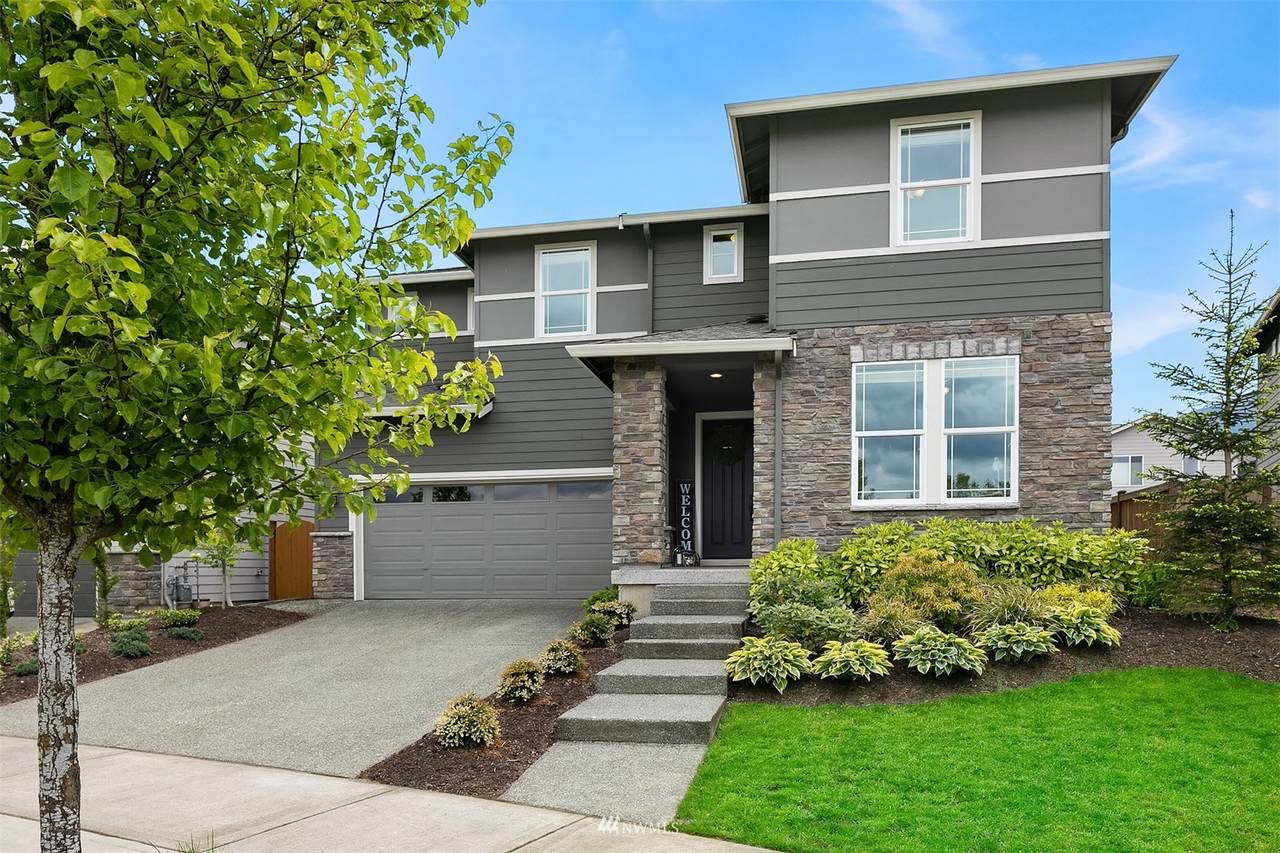 359 Vaughan Boulevard - Photo 1