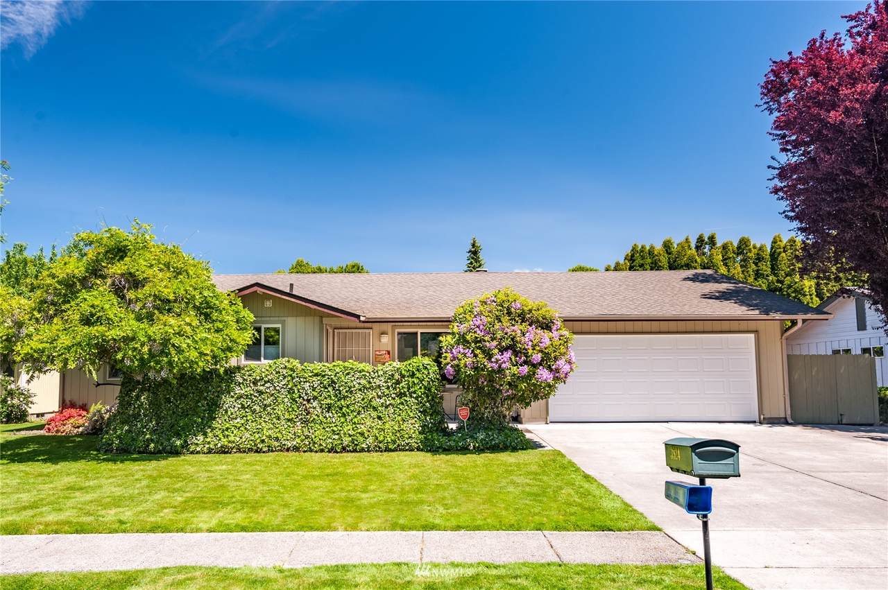 3924 Rosewood Street - Photo 1