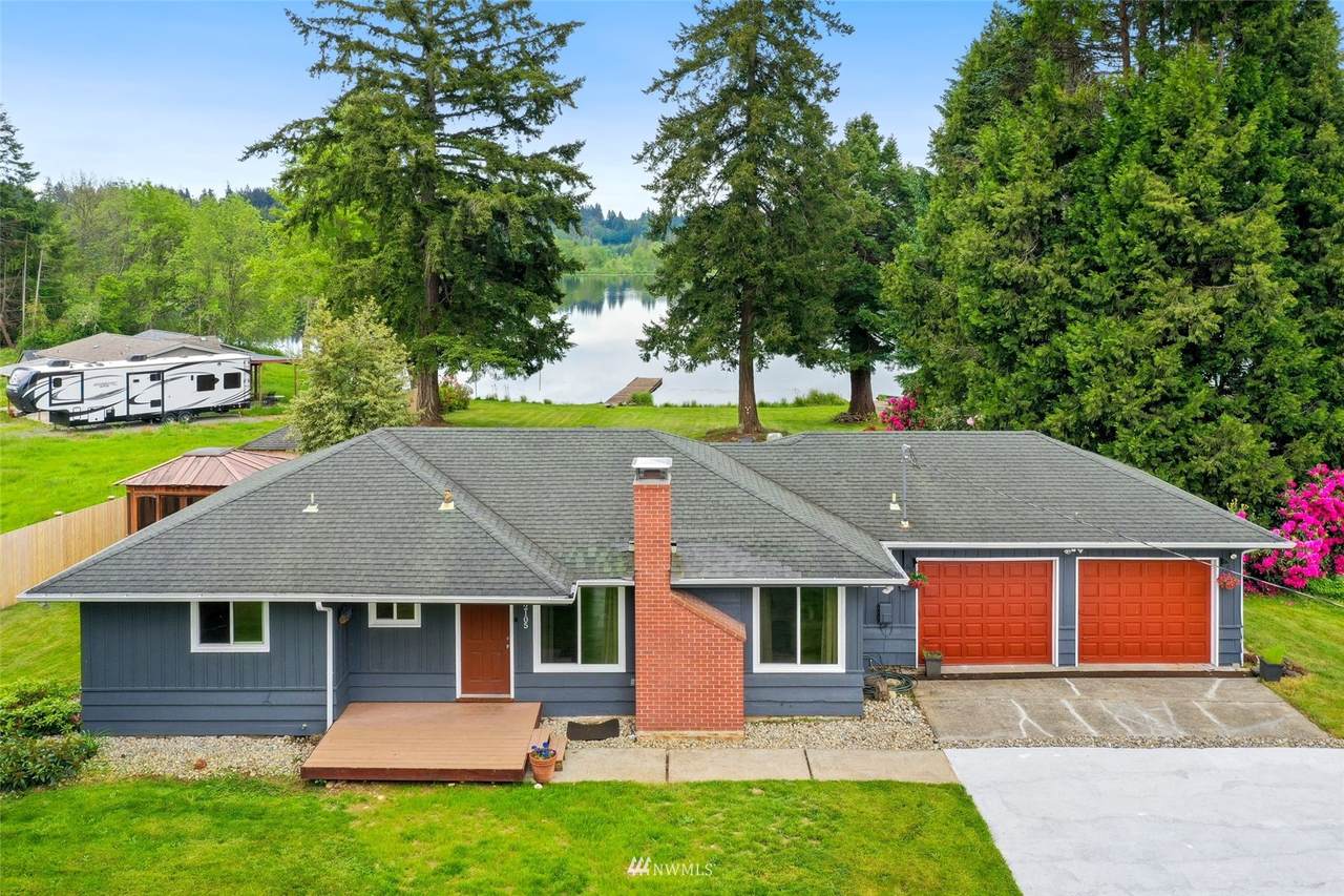 2105 113th Avenue - Photo 1
