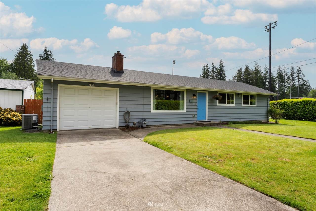 925 Cline Avenue - Photo 1