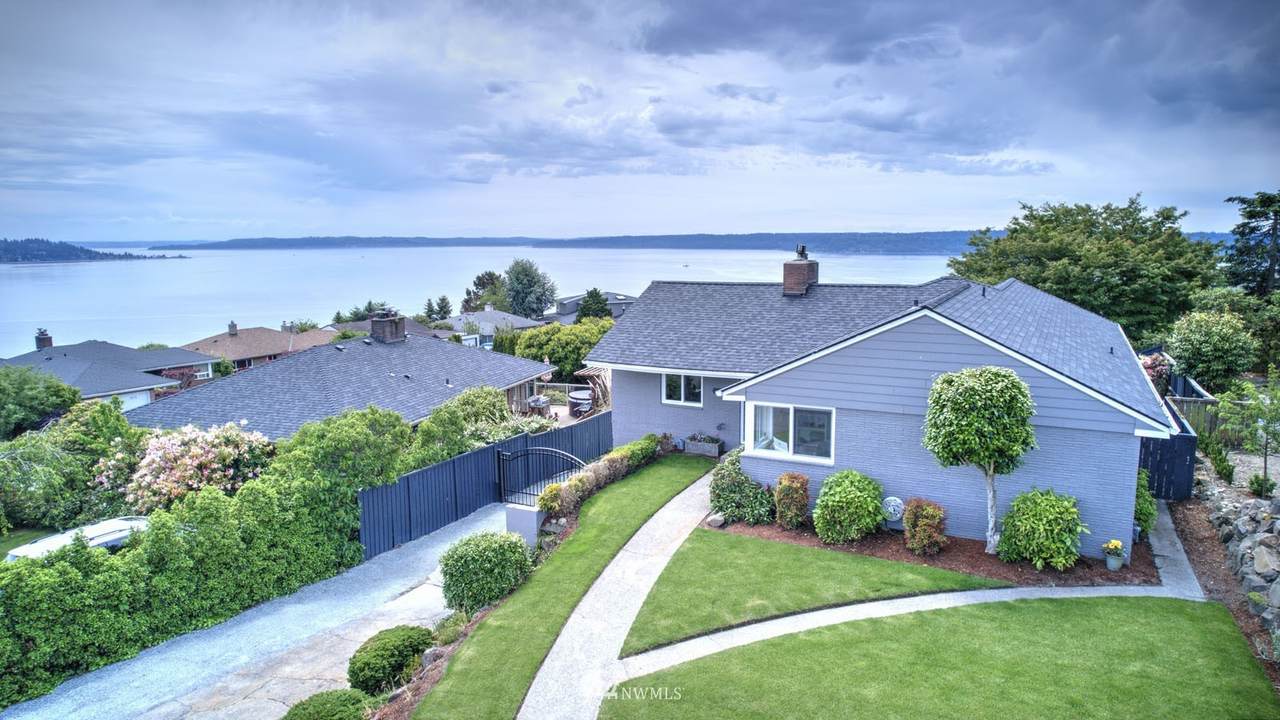 10835 41st Avenue - Photo 1