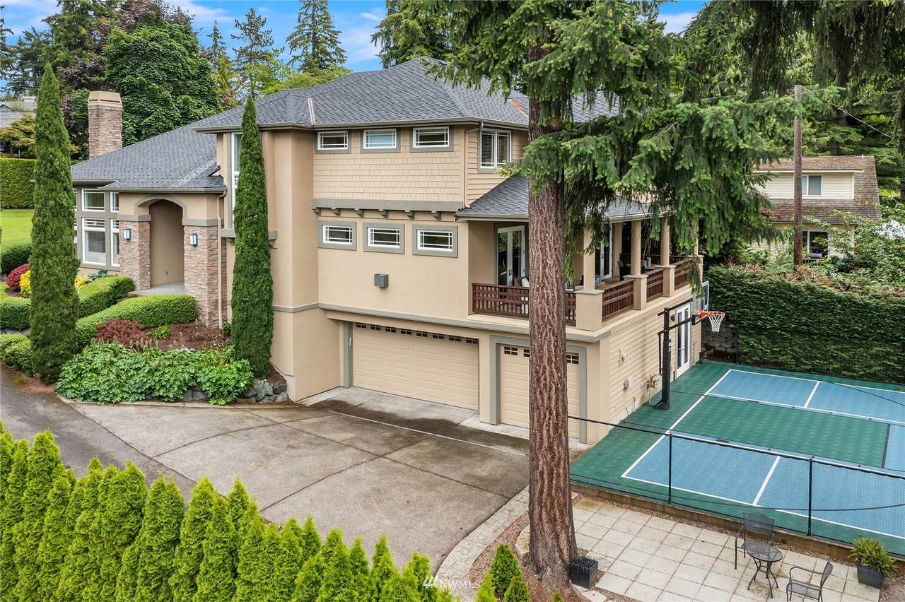 3261 106th Avenue - Photo 1