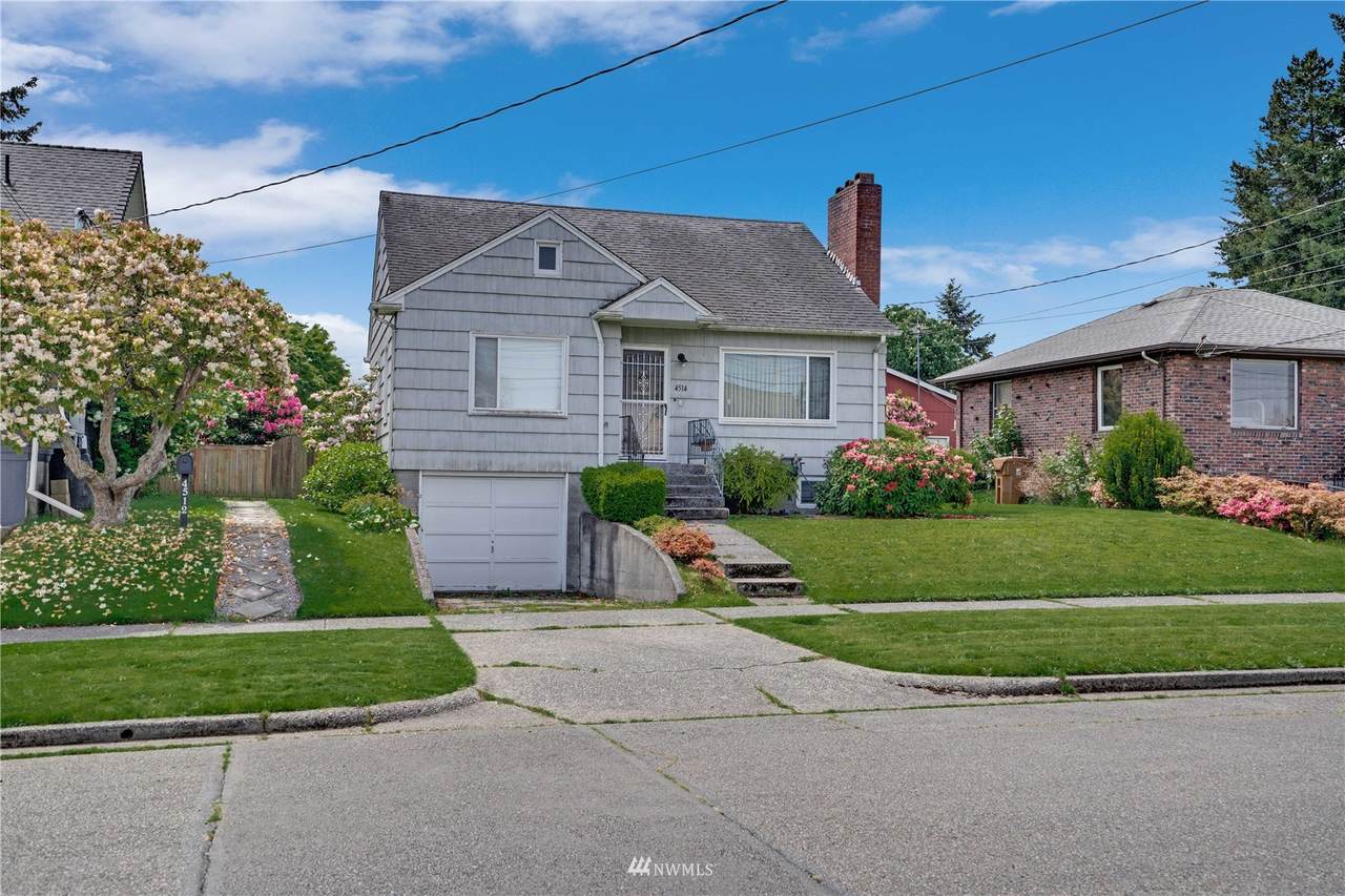 4514 13th Street - Photo 1