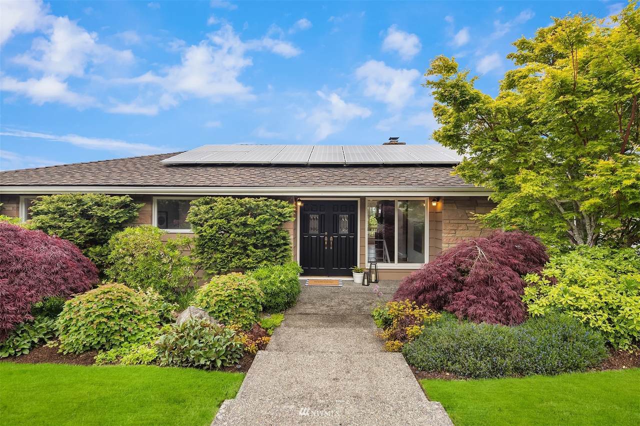 13422 43rd Street - Photo 1