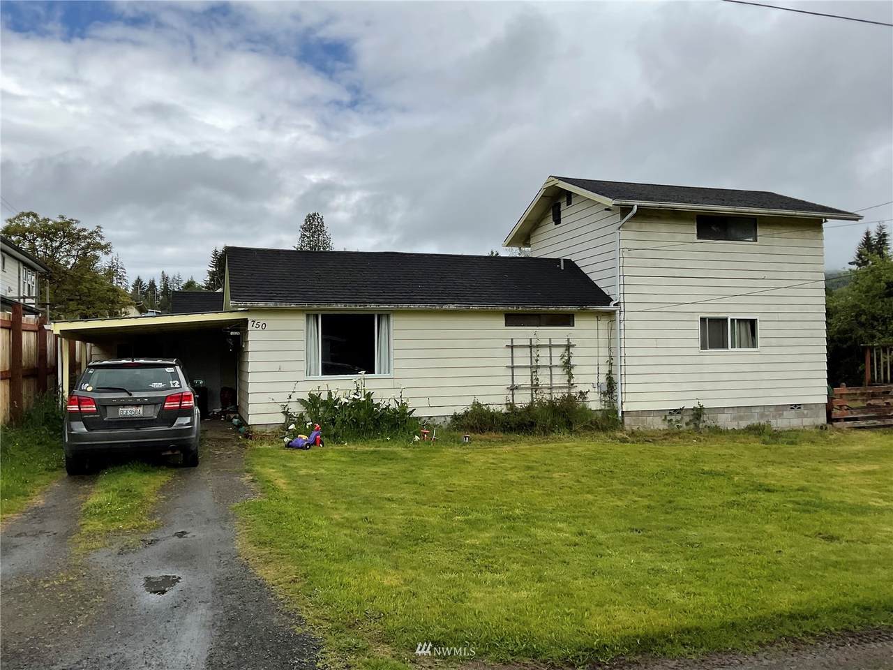 750 May Street - Photo 1