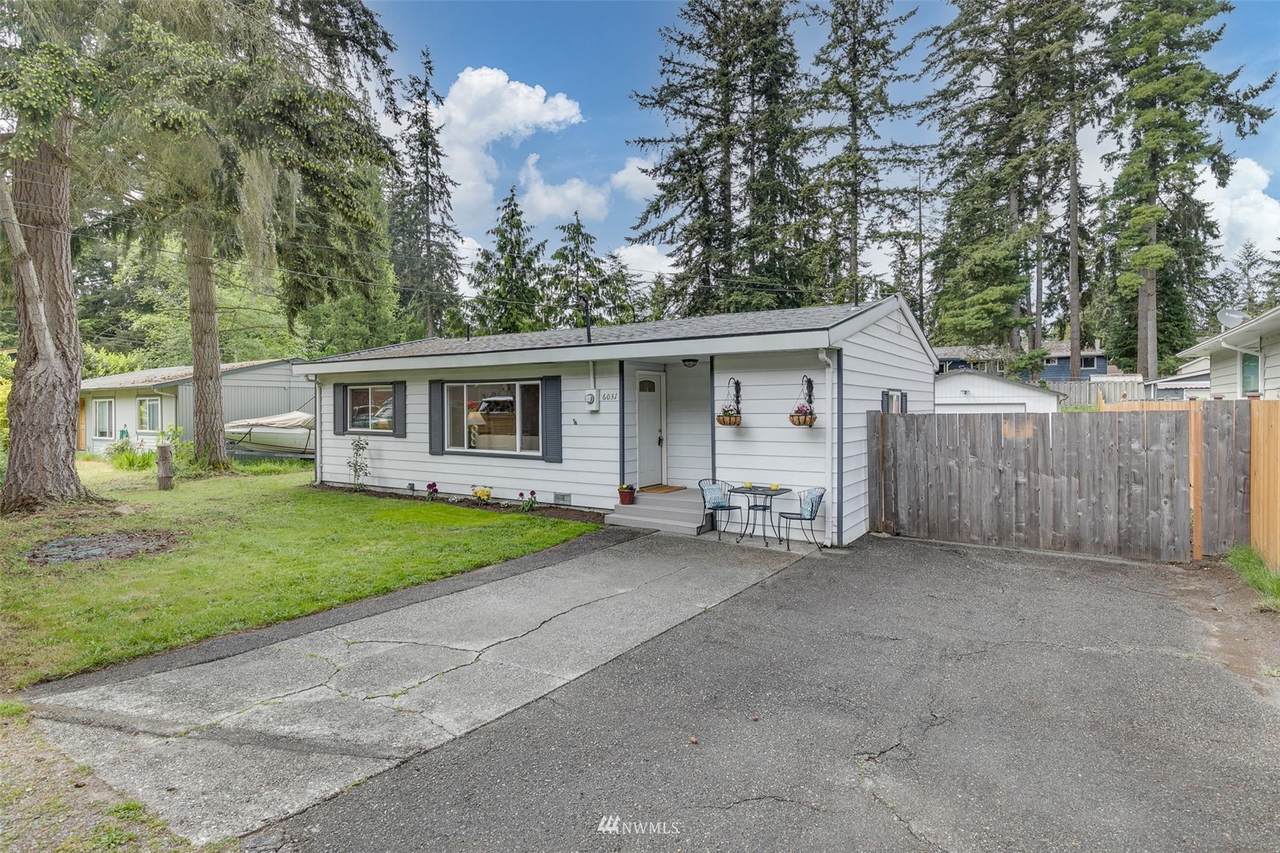 6031 190th Street - Photo 1