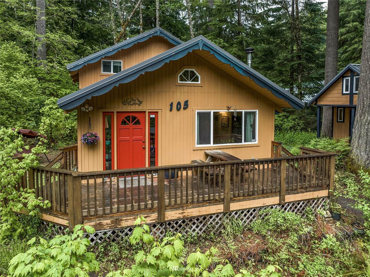 105 Winthrop Place - Photo 1