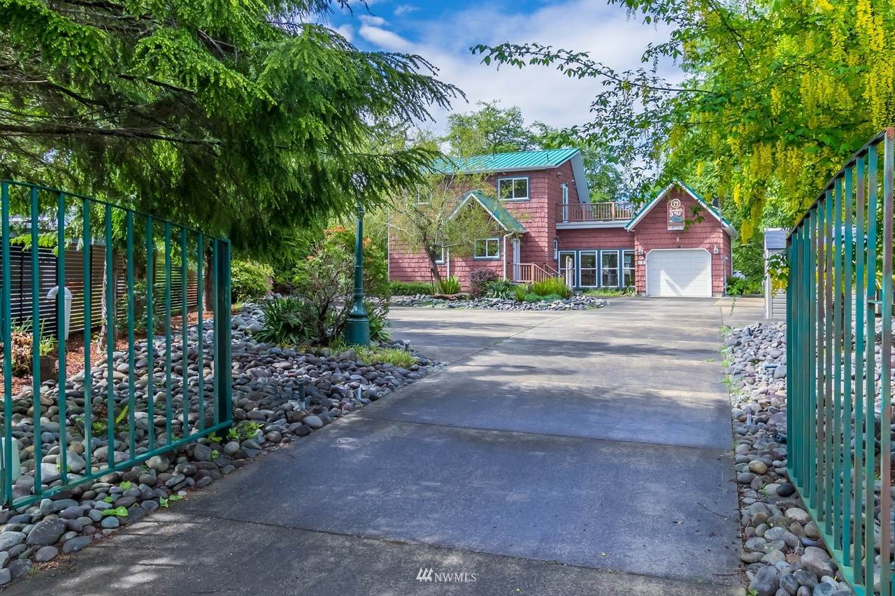 763 Plover Court - Photo 1