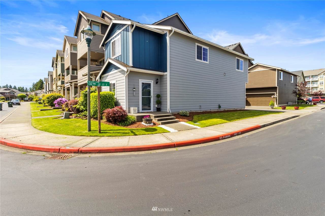 13202 97th Avenue - Photo 1