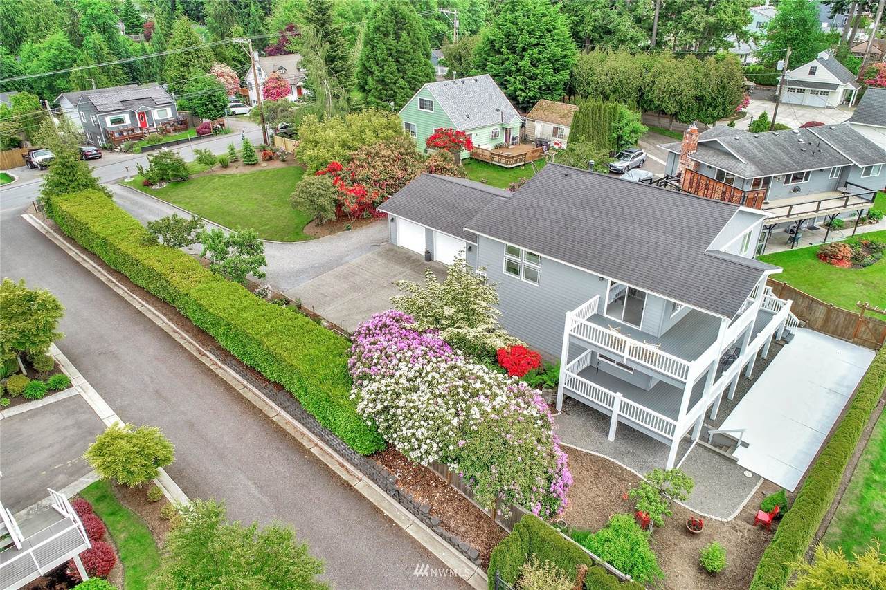 4626 Seahurst Avenue - Photo 1
