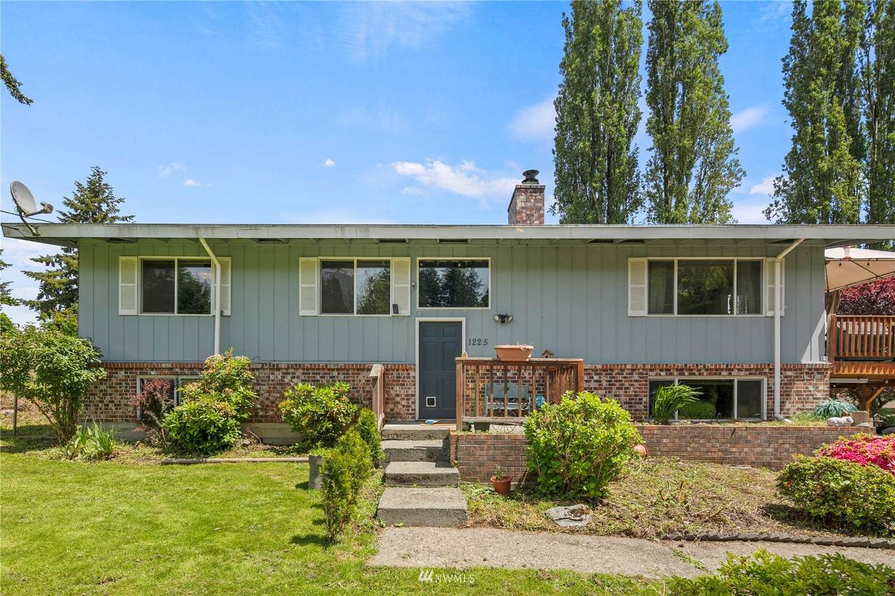 1225 22nd Street - Photo 1