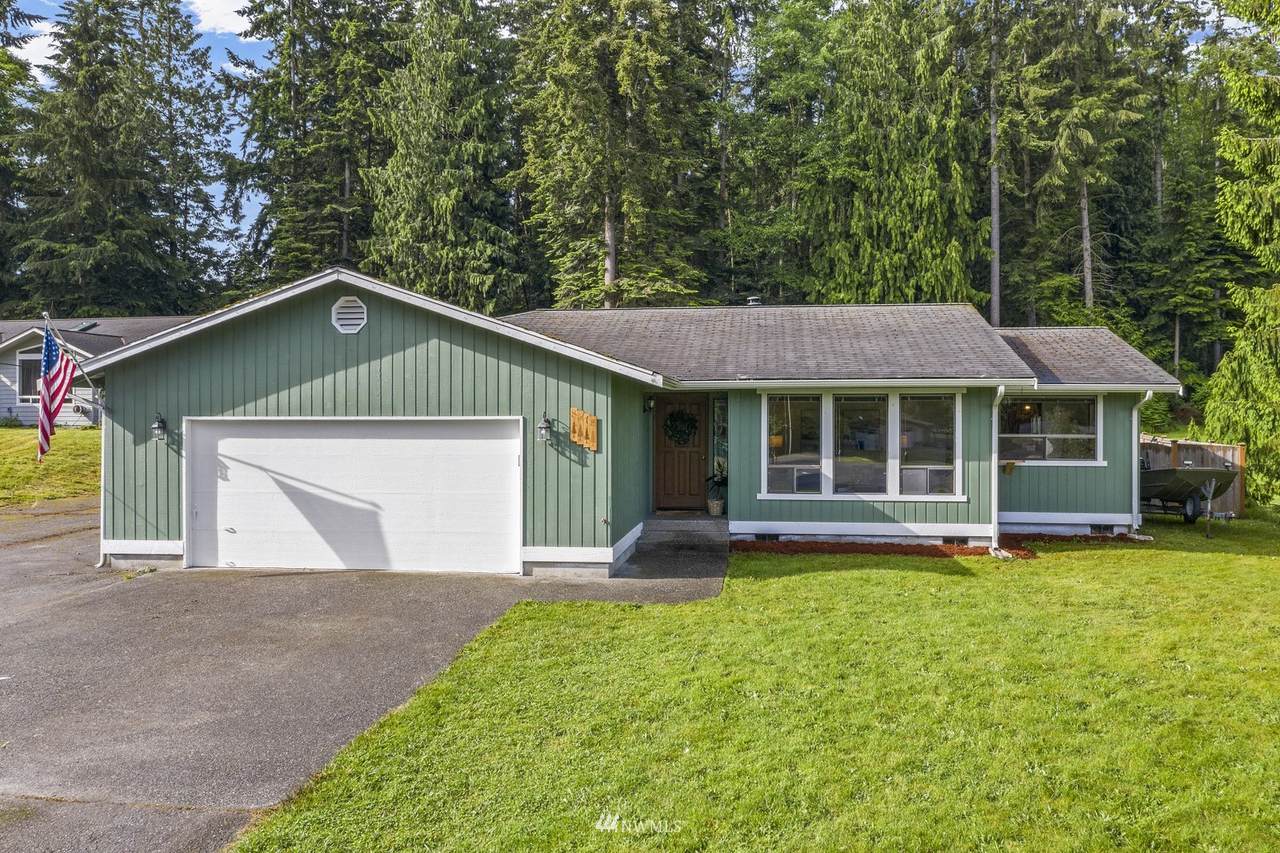 8218 Lake Ketchum Road - Photo 1