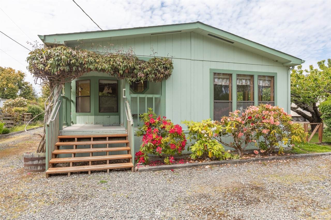 521 Wilcox Lane - Photo 1