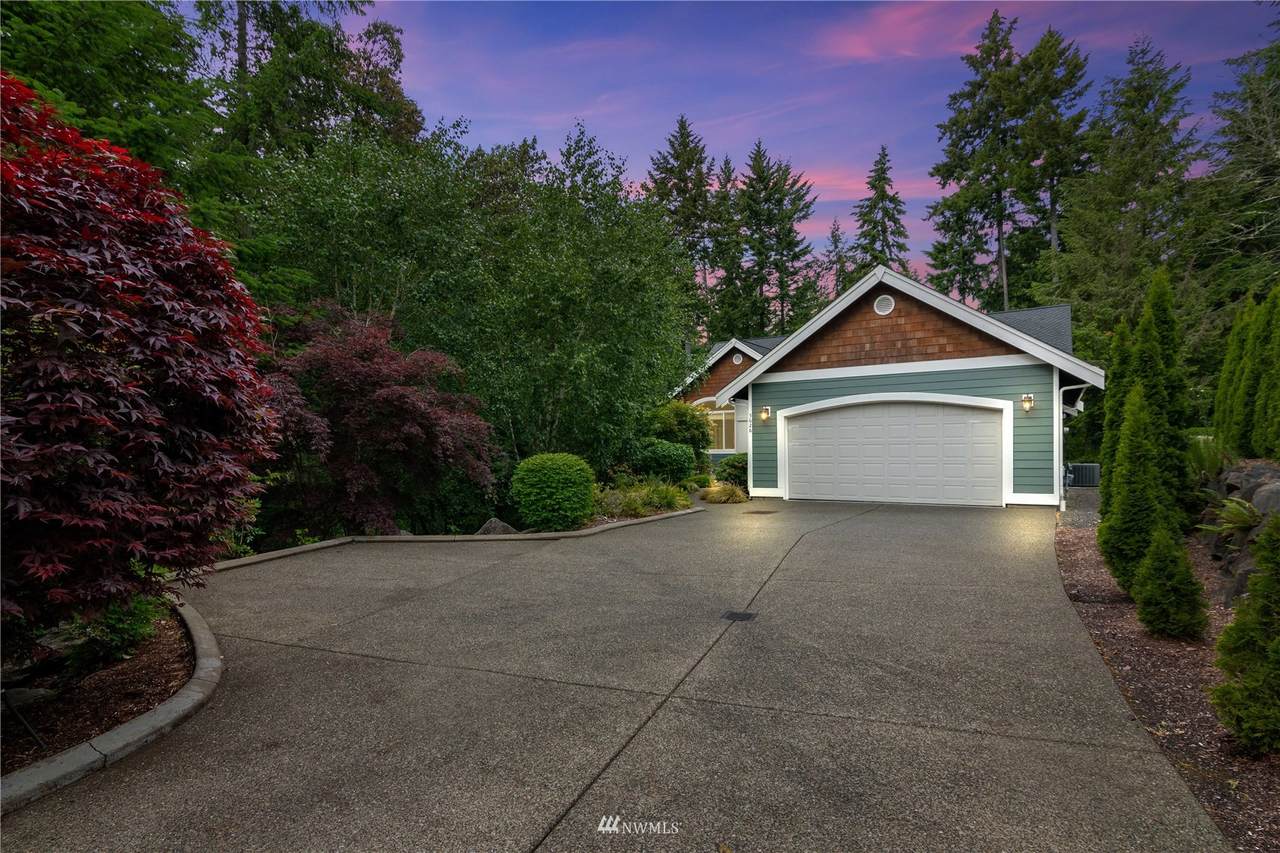5626 Old Stump Drive - Photo 1