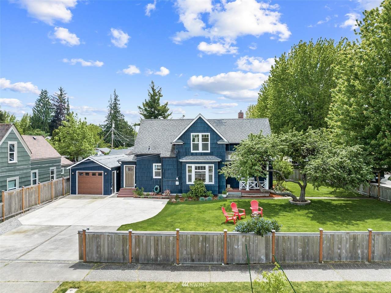 4003 S Park Avenue - Photo 1
