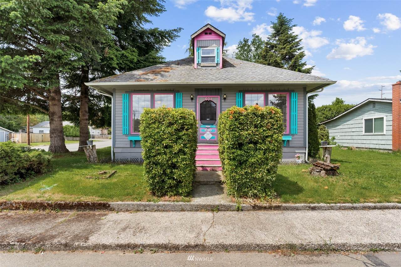 601 6th Avenue - Photo 1