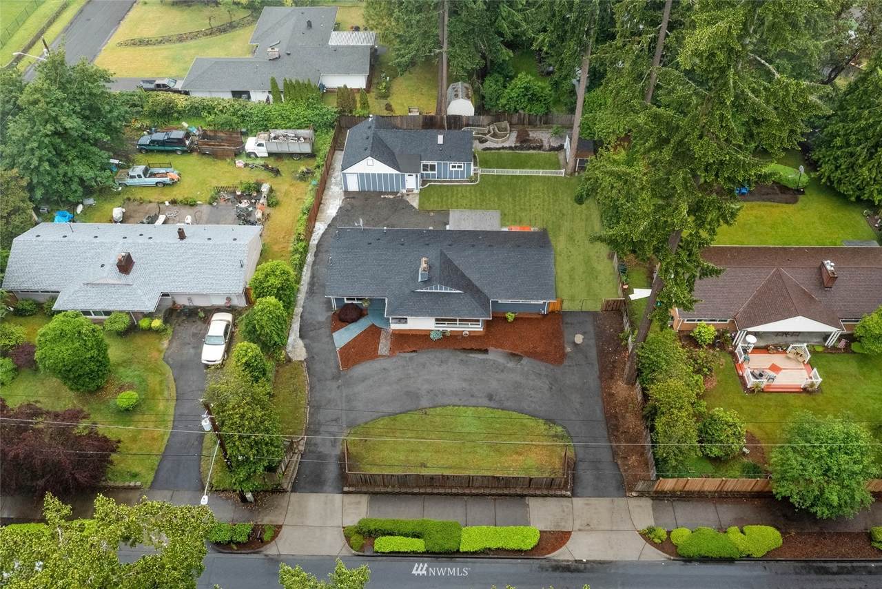 10208 Hipkins Road - Photo 1