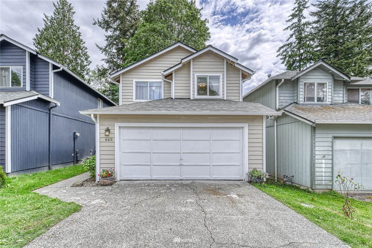665 Flagstone Lane - Photo 1