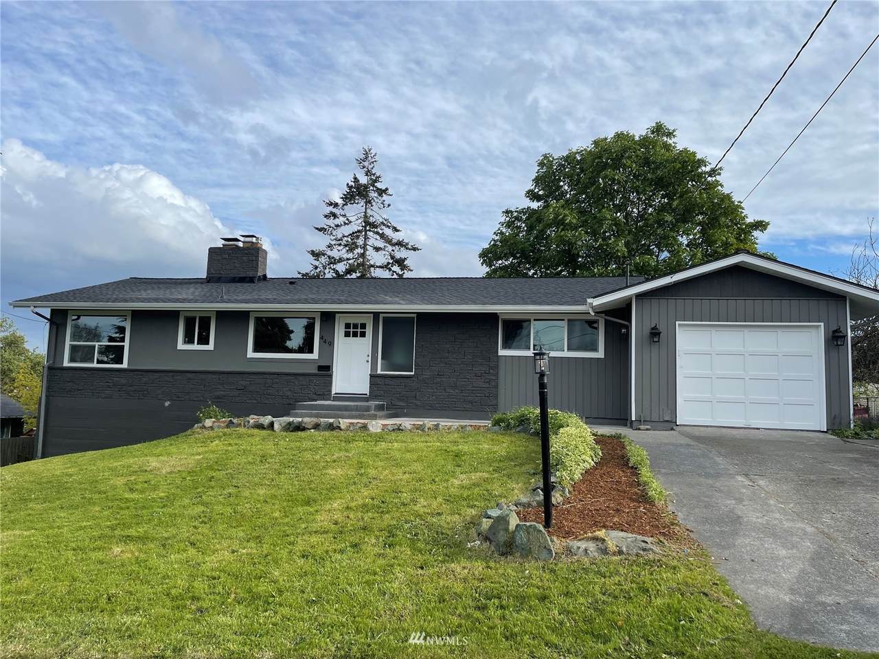 449 8th Avenue - Photo 1
