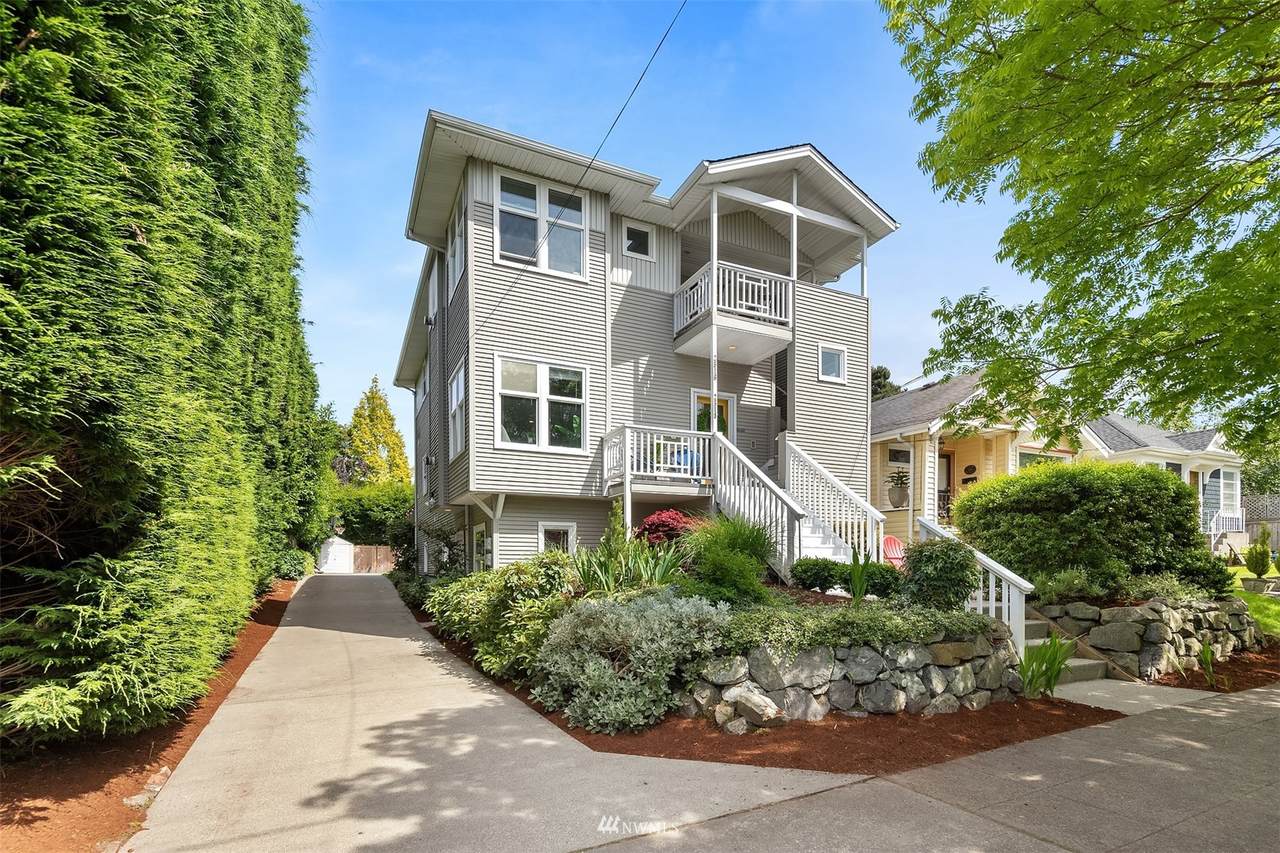 2518 6th Avenue - Photo 1