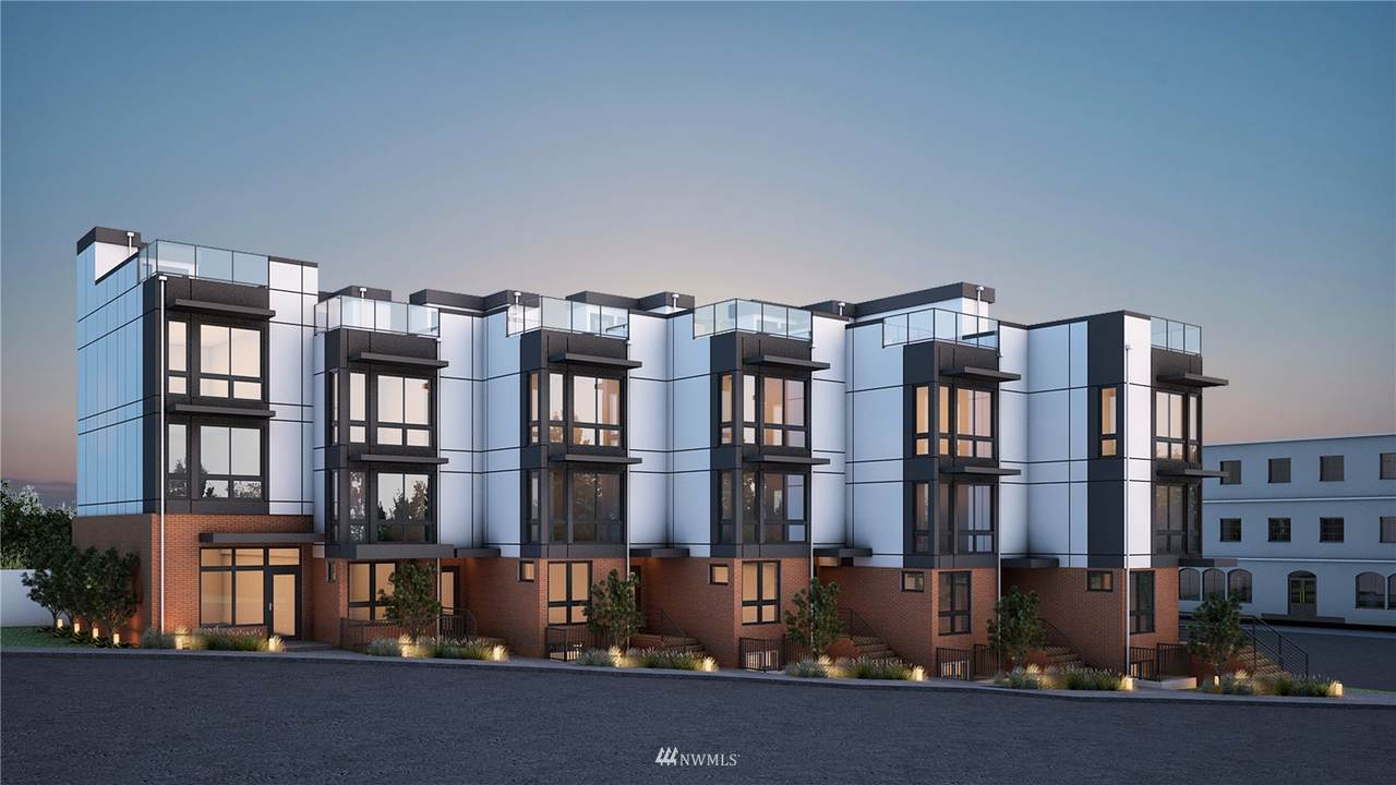7900 Green Lake Drive - Photo 1