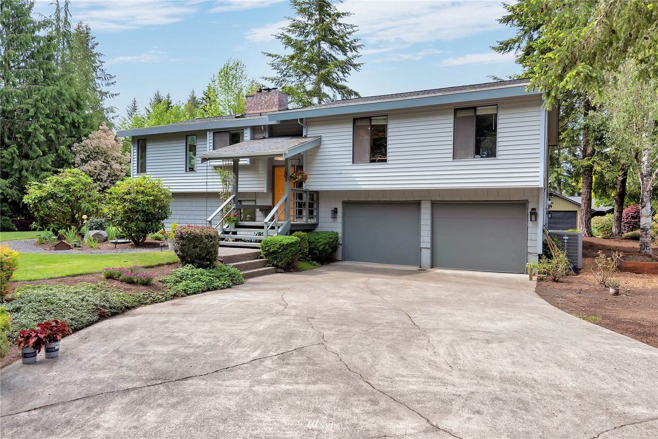 8321 Medway Lane - Photo 1