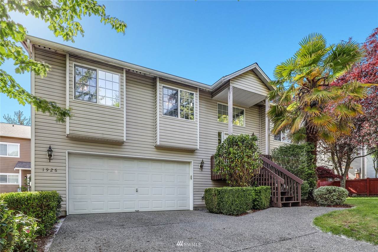 1926 112th Street - Photo 1