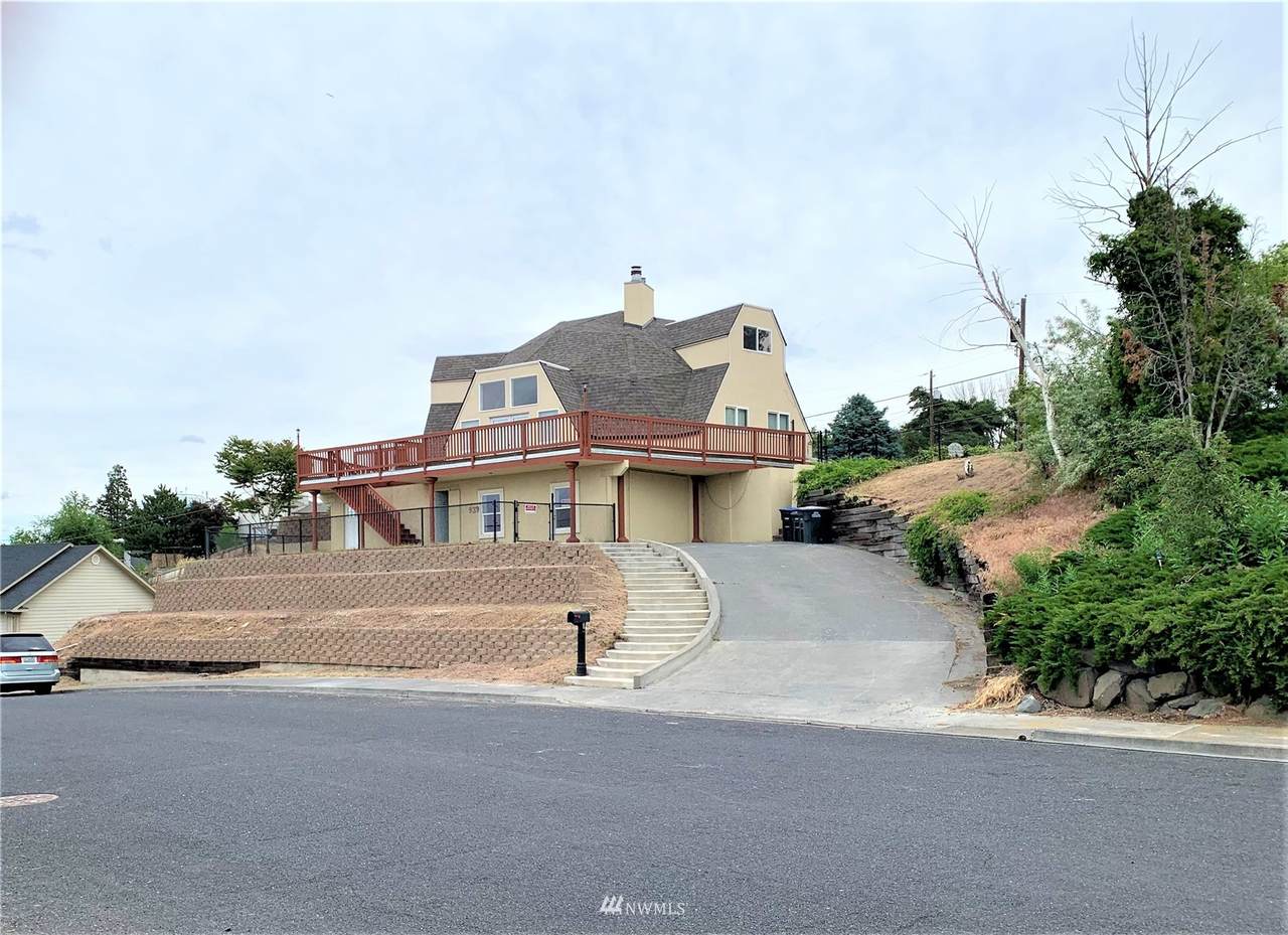 939 Garden Drive - Photo 1