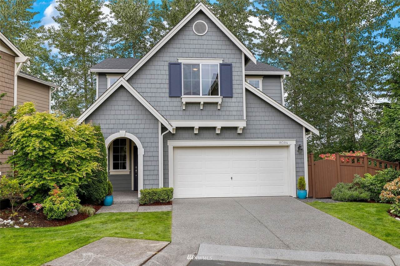 18304 39th Avenue - Photo 1