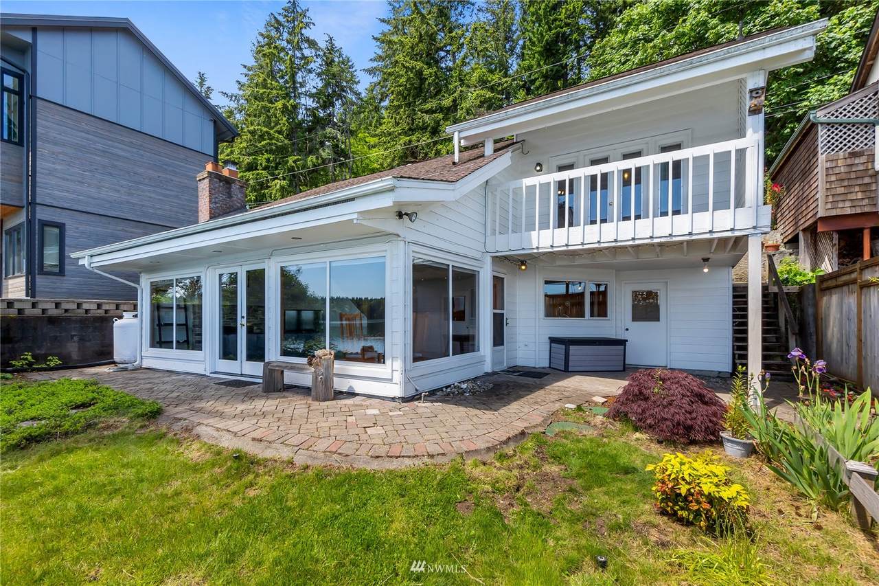 4931 Sunrise Beach Road - Photo 1