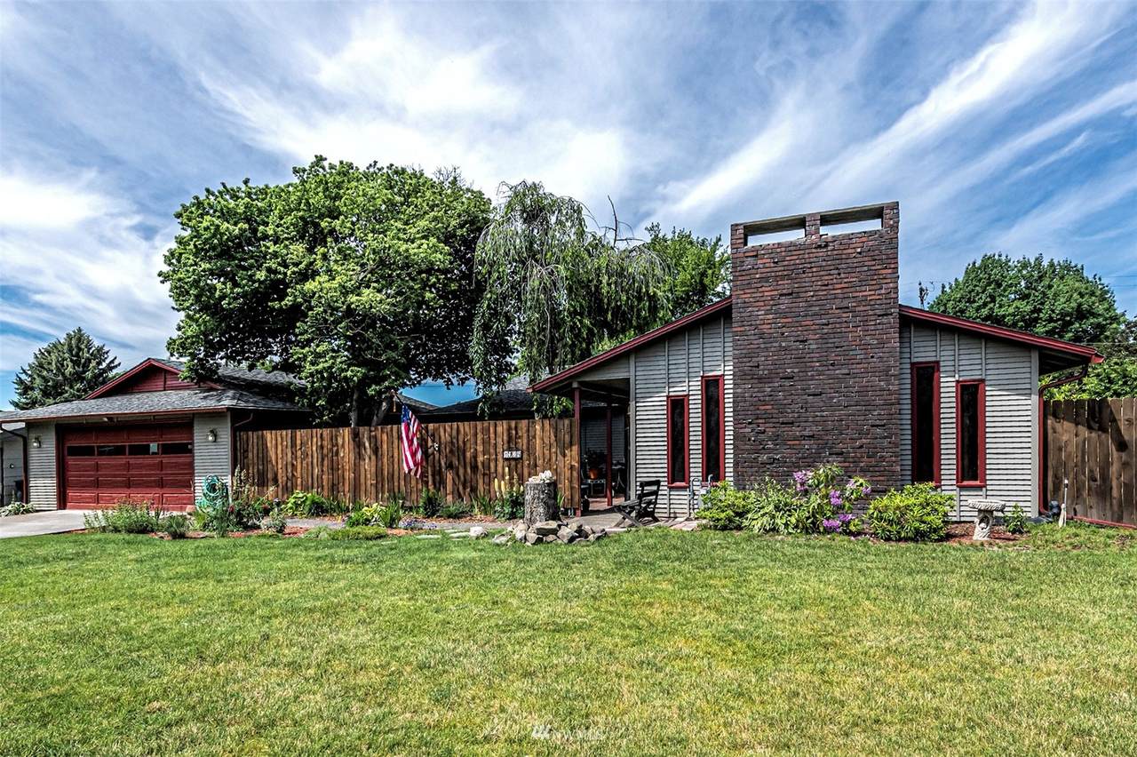 1934 Scarpelli Avenue - Photo 1