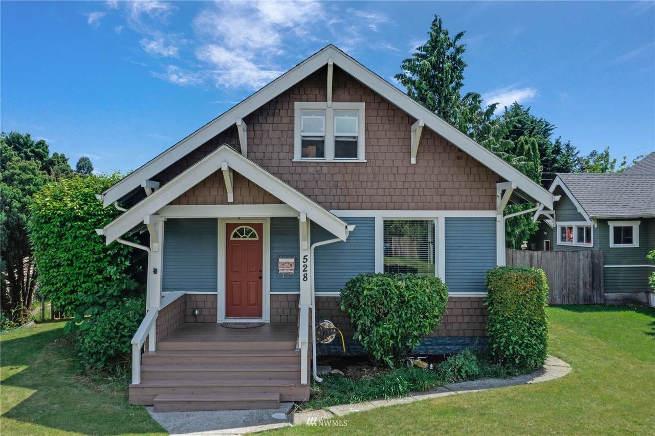 528 53rd Street - Photo 1