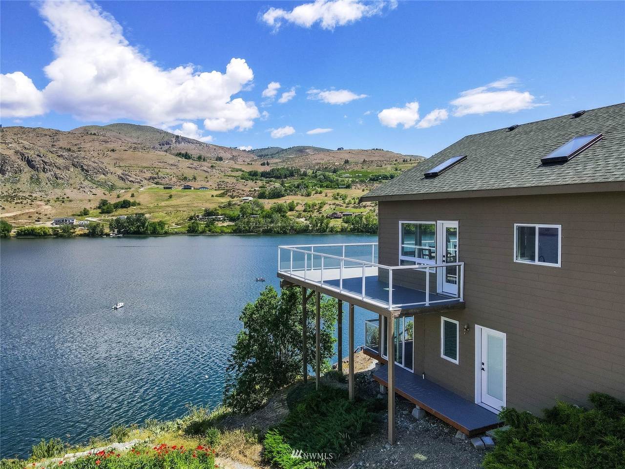 3928 Wapato Lake Road - Photo 1