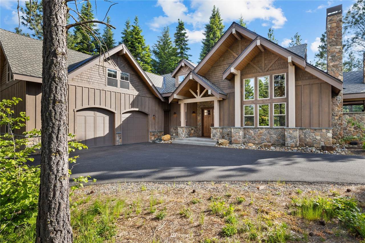 560 Rocking Chair Road - Photo 1