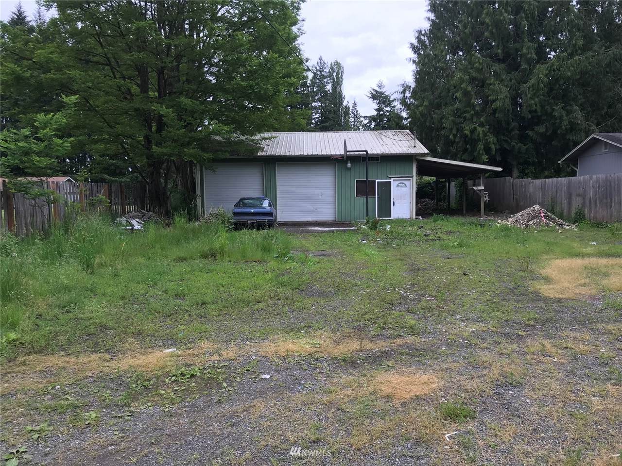18416 Albany Street - Photo 1