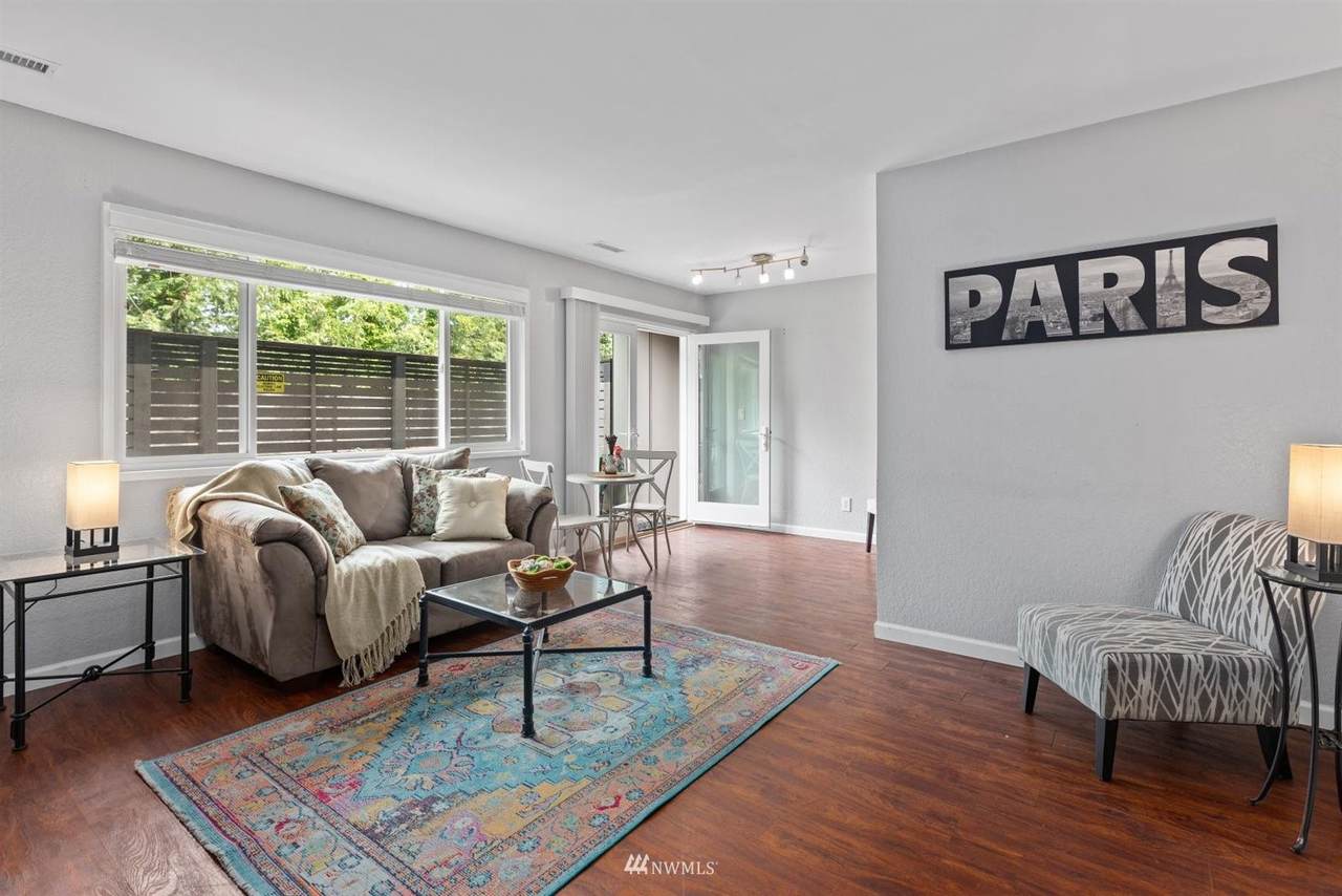 9523 180th Street - Photo 1