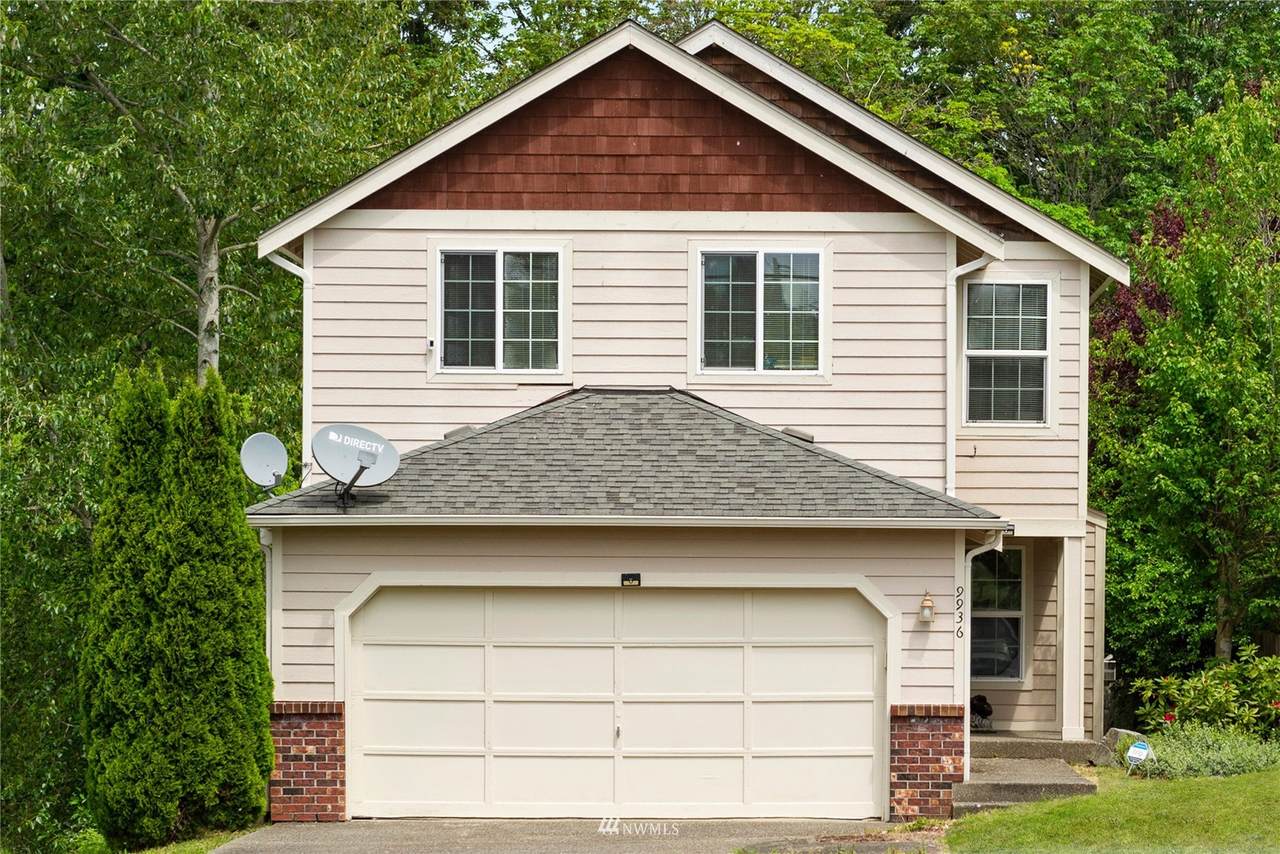 9936 South 200th Street - Photo 1