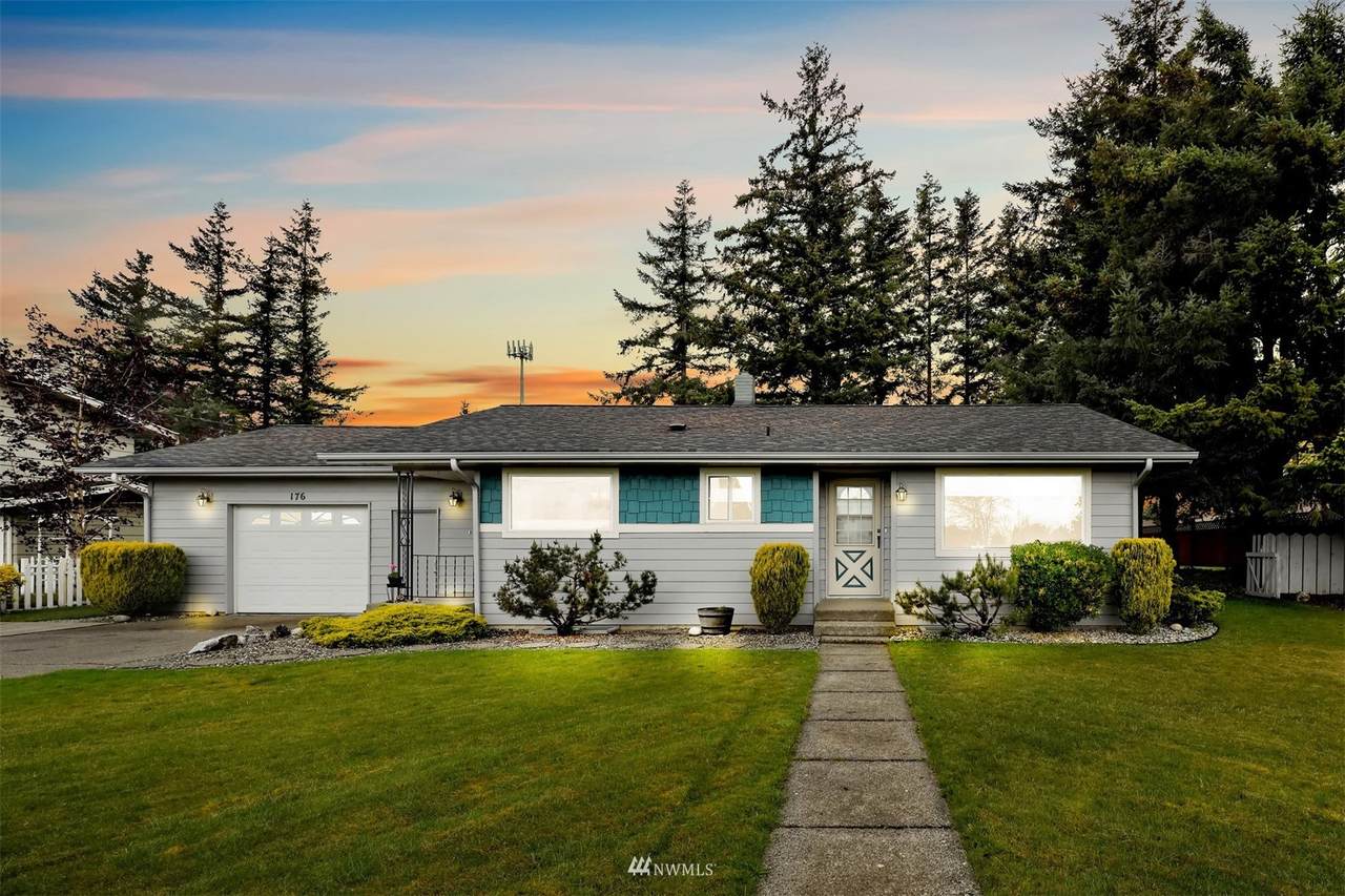 176 Bay Lyn Drive - Photo 1
