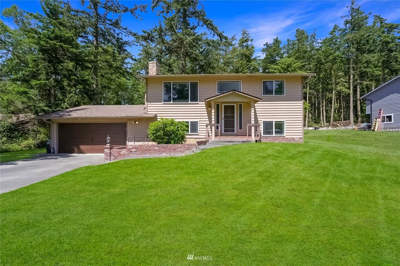 2124 Norcliffe Way - Photo 1