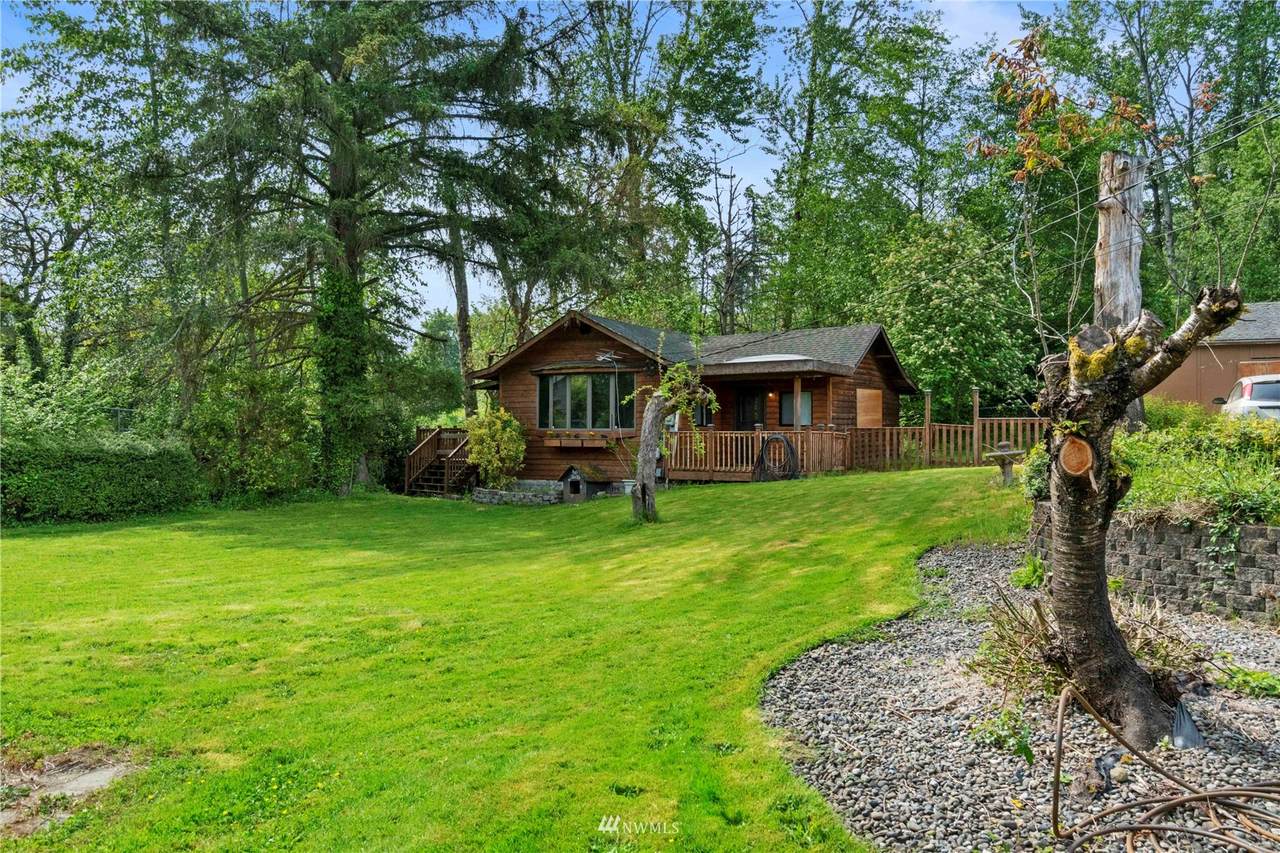 7822 Winnetka Street - Photo 1