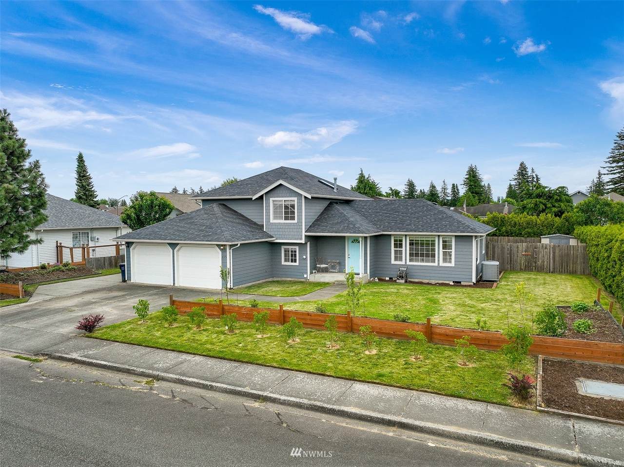 648 Dahlia Street - Photo 1