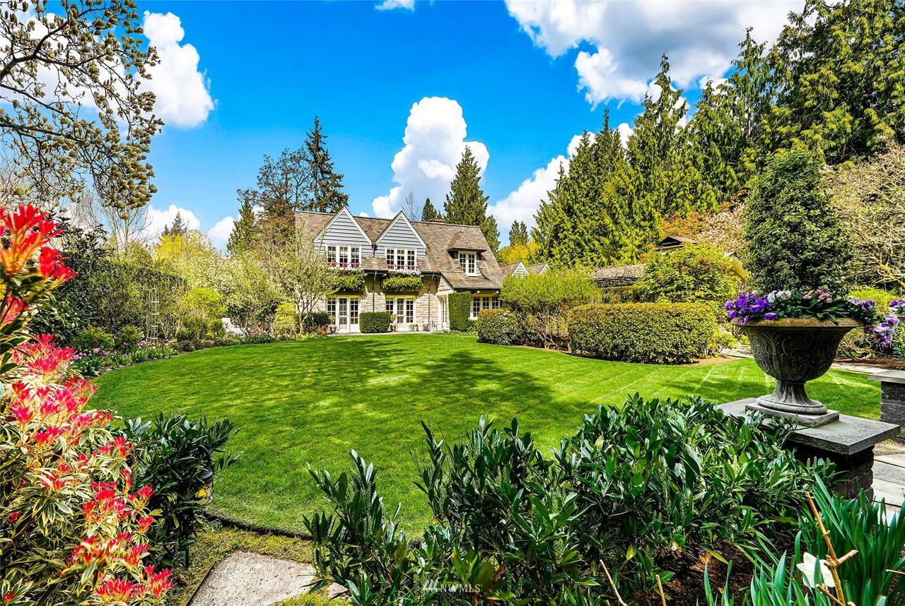 8106 Overlake Drive - Photo 1