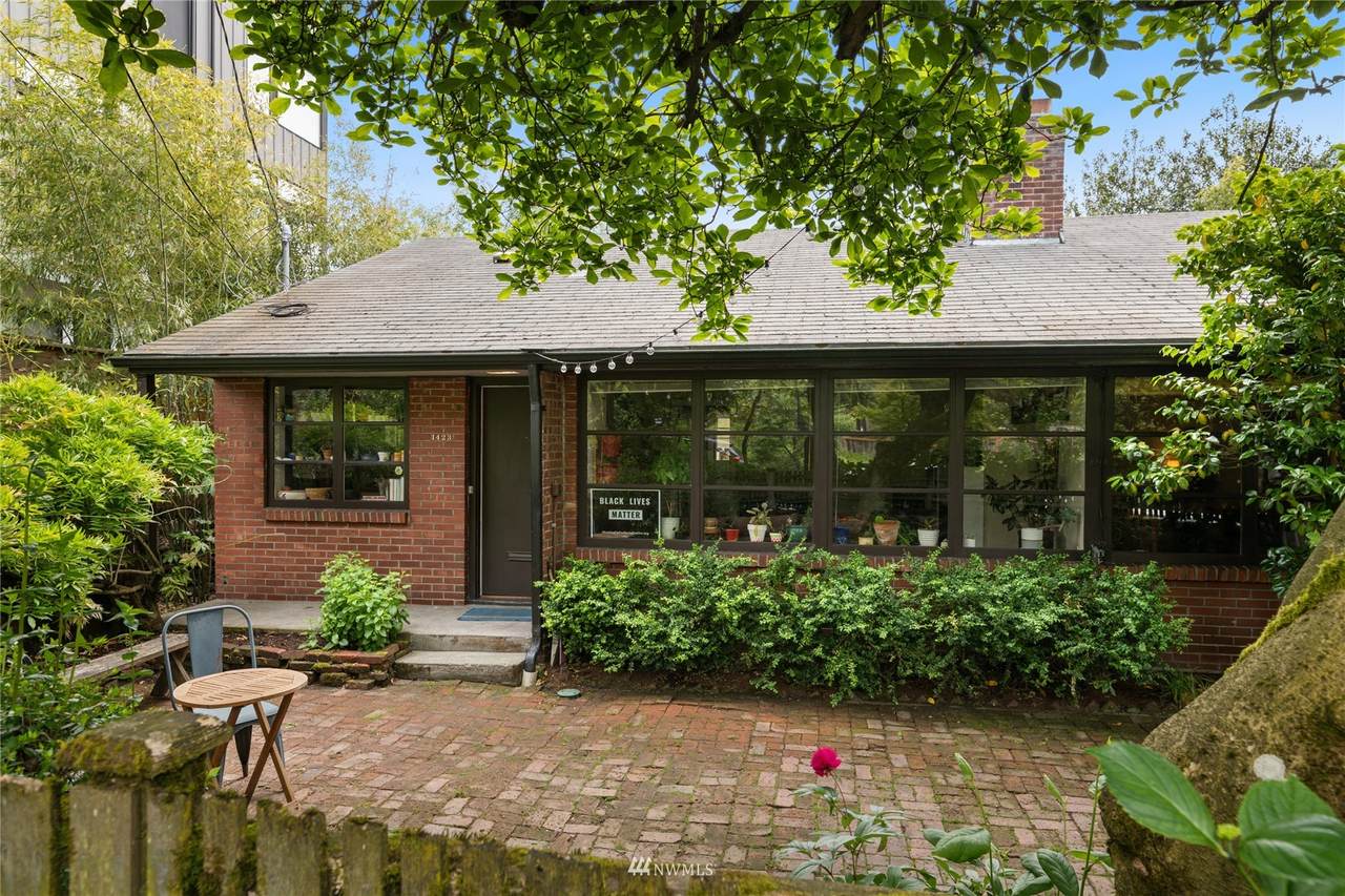 1419 Olive Street - Photo 1